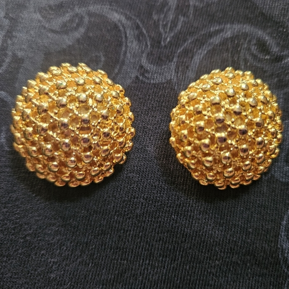 Vintage Premier USA Clip On Earrings - Picture 1 of 5